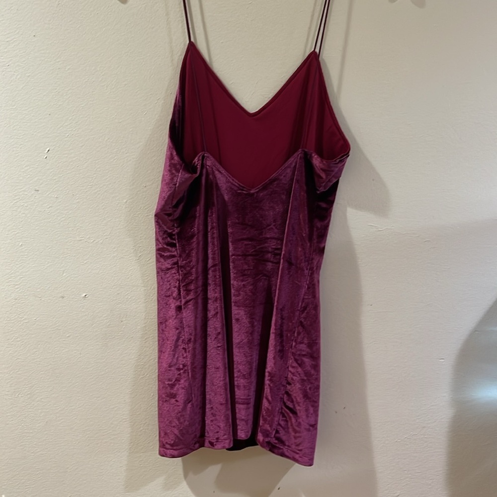 Tobi velvet slip dress - Picture 3 of 4